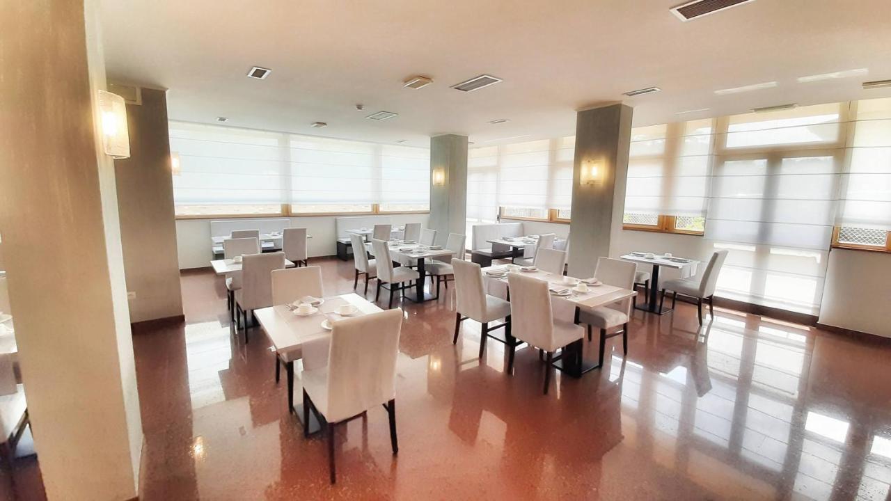 Hotel & Wellness Fra I Pini Lignano Sabbiadoro Exterior foto